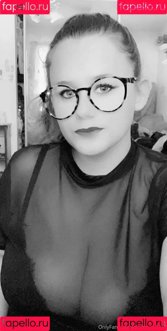 pixiedust8921 Onlyfans Photo Gallery 