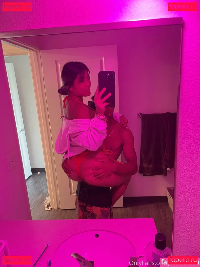 abadgirl69 Onlyfans Photo Gallery 