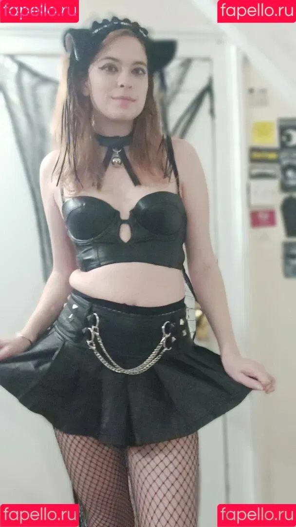 naughtylittlekitten93 Onlyfans Photo Gallery 