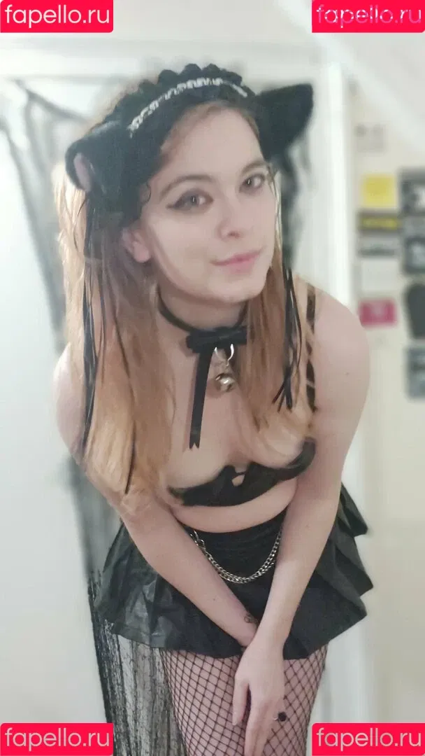 naughtylittlekitten93 Onlyfans Photo Gallery 