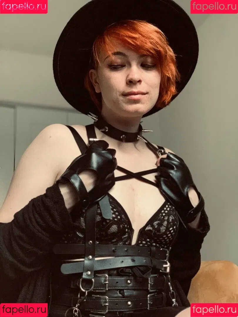 naughtylittlekitten93 Onlyfans Photo Gallery 