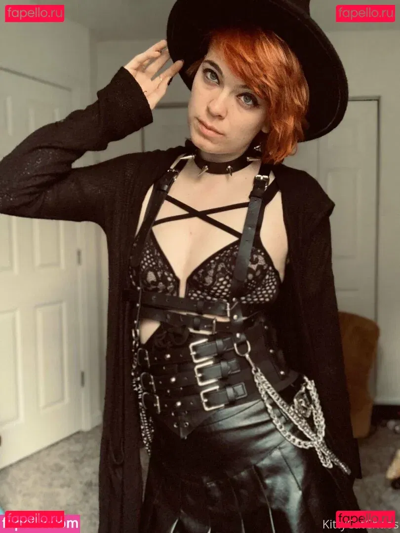 naughtylittlekitten93 Onlyfans Photo Gallery 