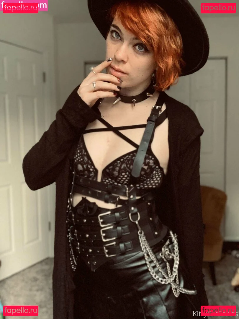 naughtylittlekitten93 Onlyfans Photo Gallery 