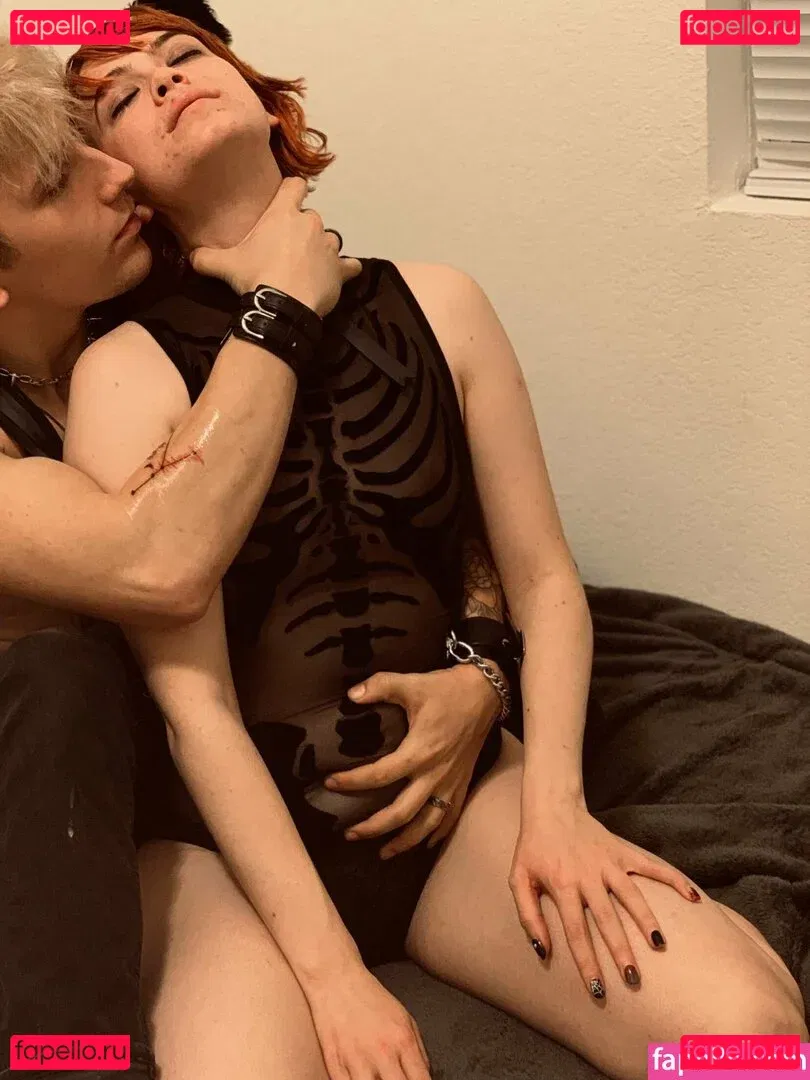 naughtylittlekitten93 Onlyfans Photo Gallery 