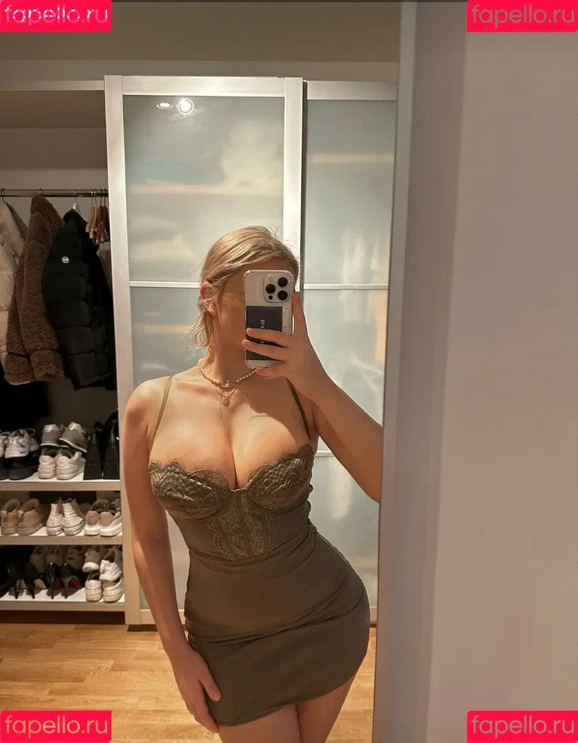 Kngemma Onlyfans Photo Gallery 