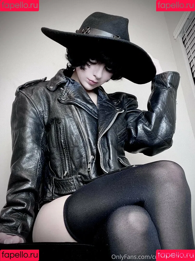 CursedArachnid Onlyfans Photo Gallery 