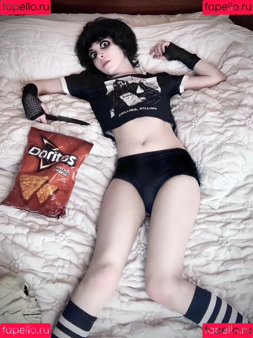 CursedArachnid Onlyfans Photo Gallery 