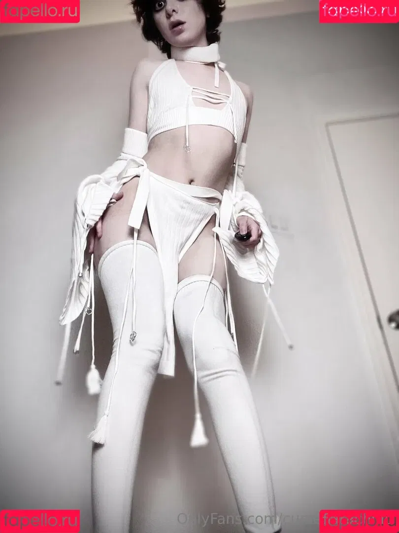 CursedArachnid Onlyfans Photo Gallery 