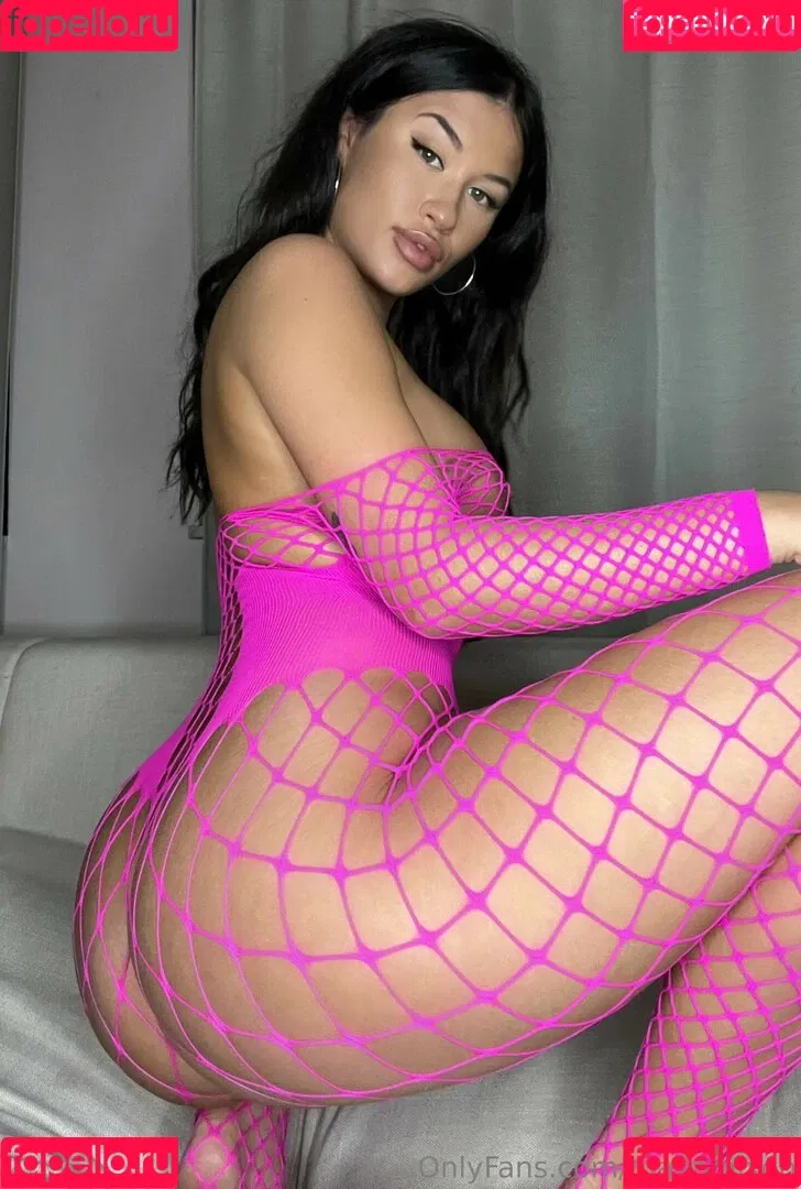 Maya Mixon Onlyfans Photo Gallery 