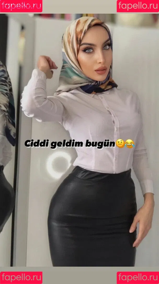 sariikubraa Onlyfans Photo Gallery 