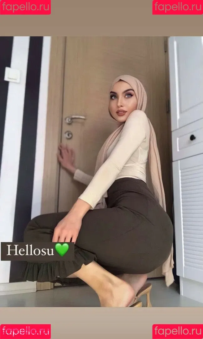 sariikubraa Onlyfans Photo Gallery 