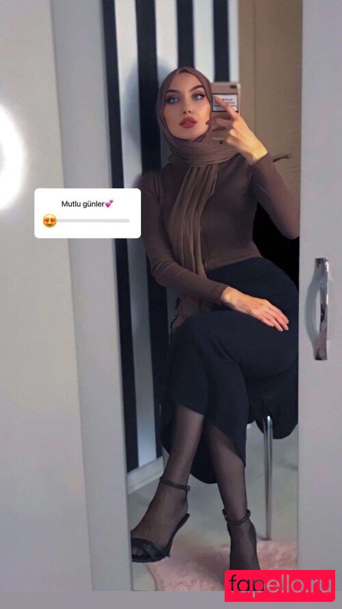 sariikubraa Nude Onlyfans Photo 49