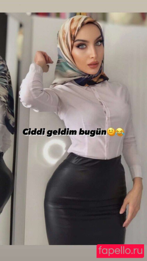 sariikubraa Nude Onlyfans Photo 46