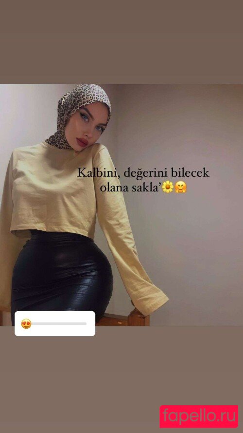 sariikubraa Nude Onlyfans Photo 37