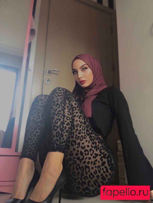 sariikubraa Nude Onlyfans Photo 23