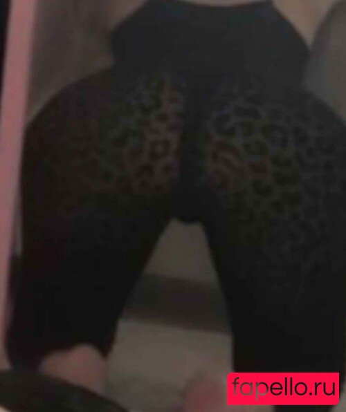 sariikubraa Nude Onlyfans Photo 19