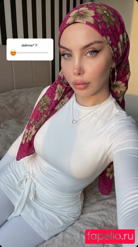 sariikubraa Nude Onlyfans Photo 10