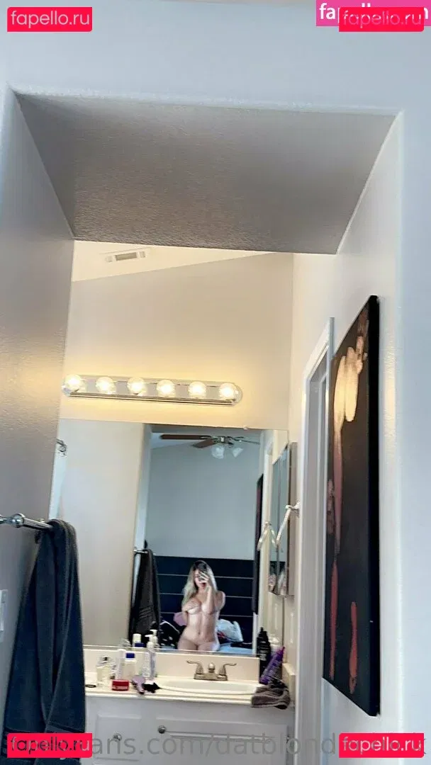 datblondechick Onlyfans Photo Gallery 