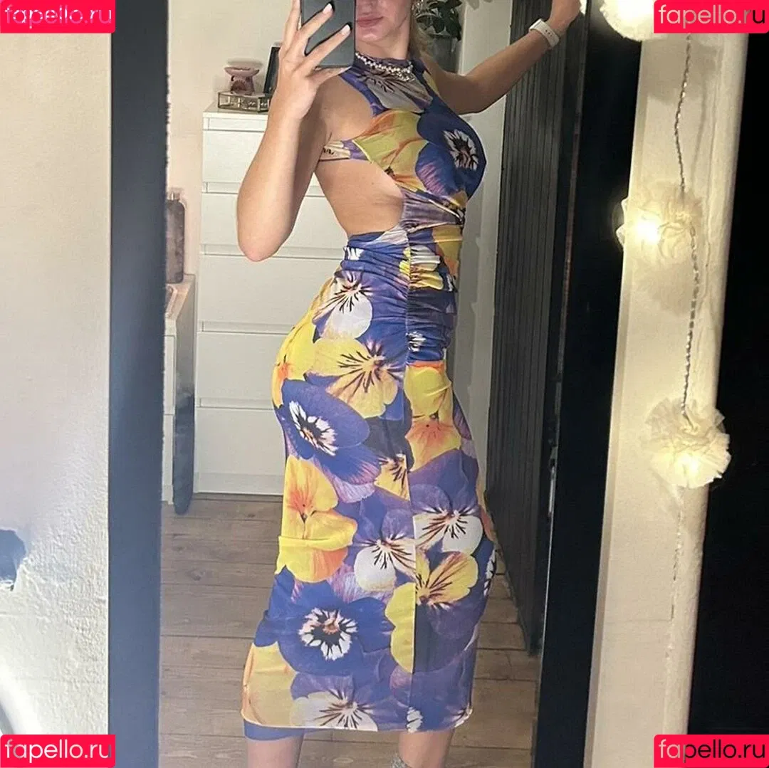 Hattie Vanneman Onlyfans Photo Gallery 