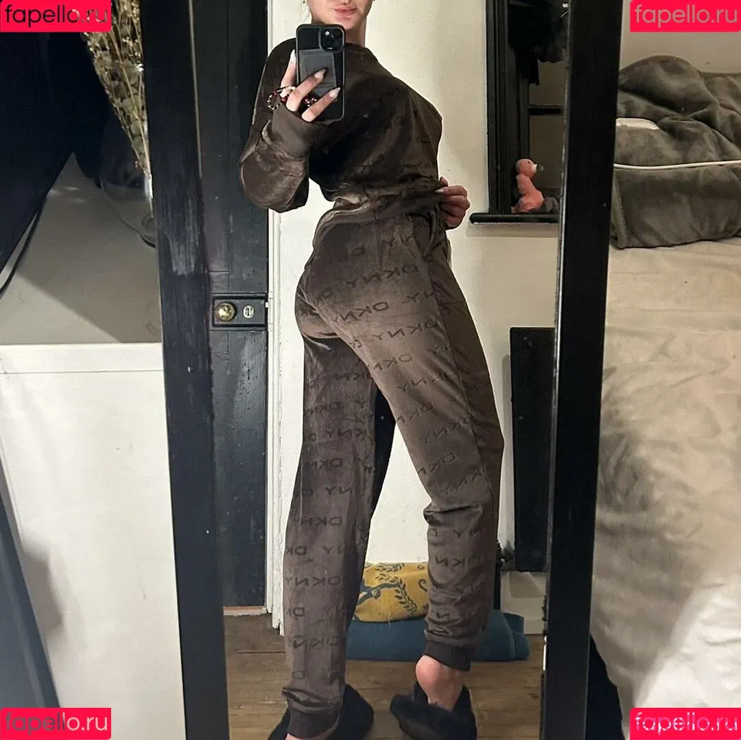 Hattie Vanneman Onlyfans Photo Gallery 