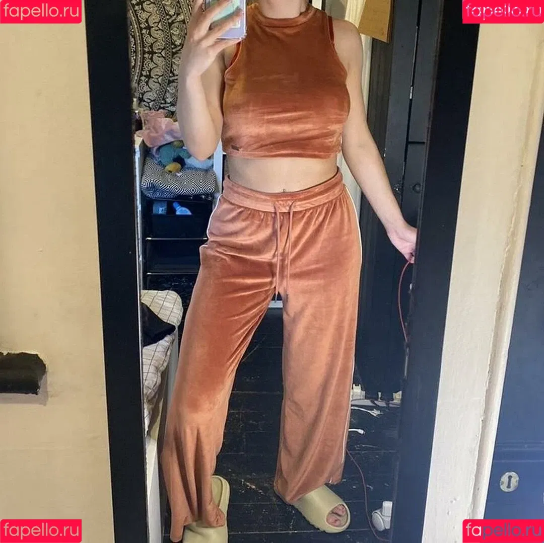 Hattie Vanneman Onlyfans Photo Gallery 