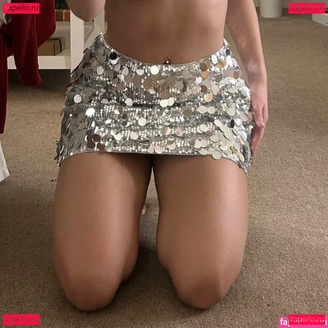 Hattie Vanneman Onlyfans Photo Gallery 