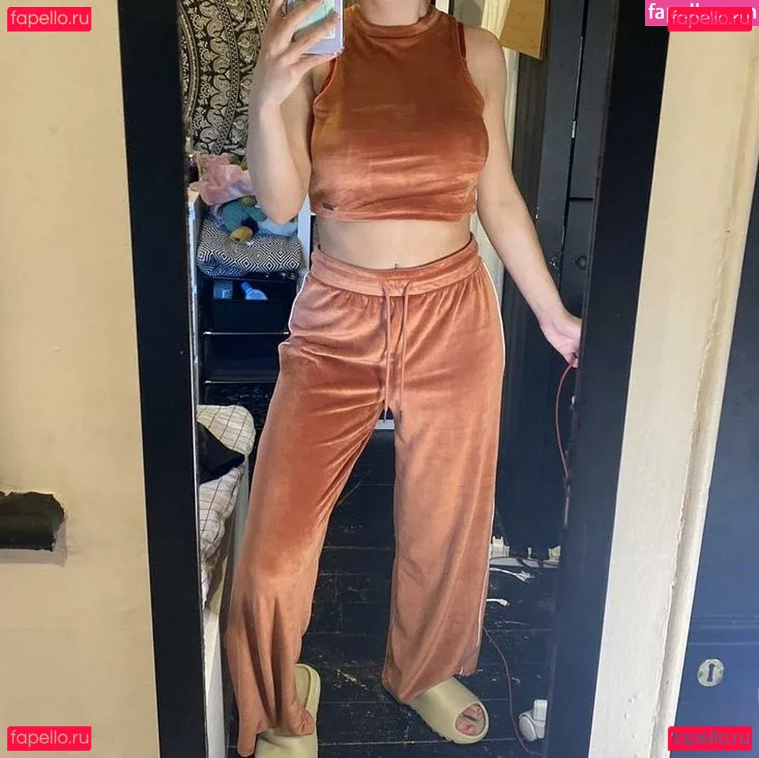 Hattie Vanneman Onlyfans Photo Gallery 