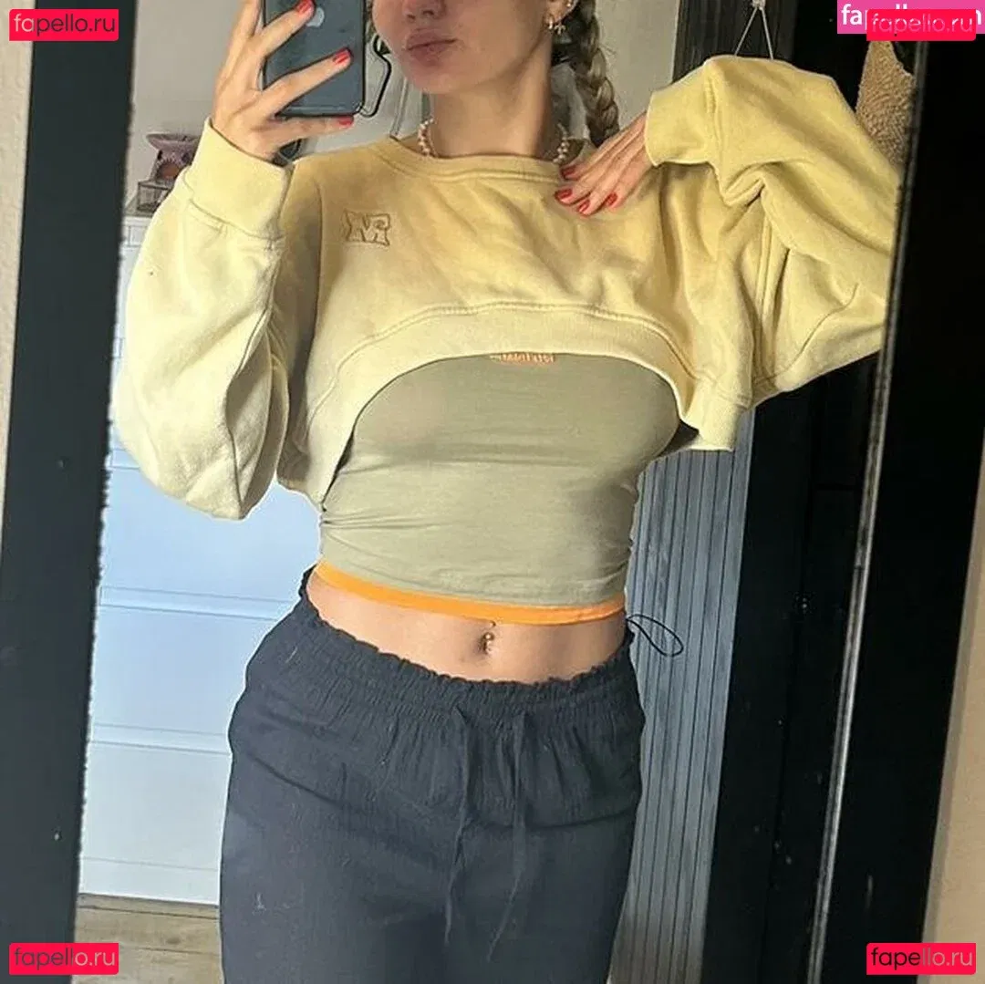 Hattie Vanneman Onlyfans Photo Gallery 