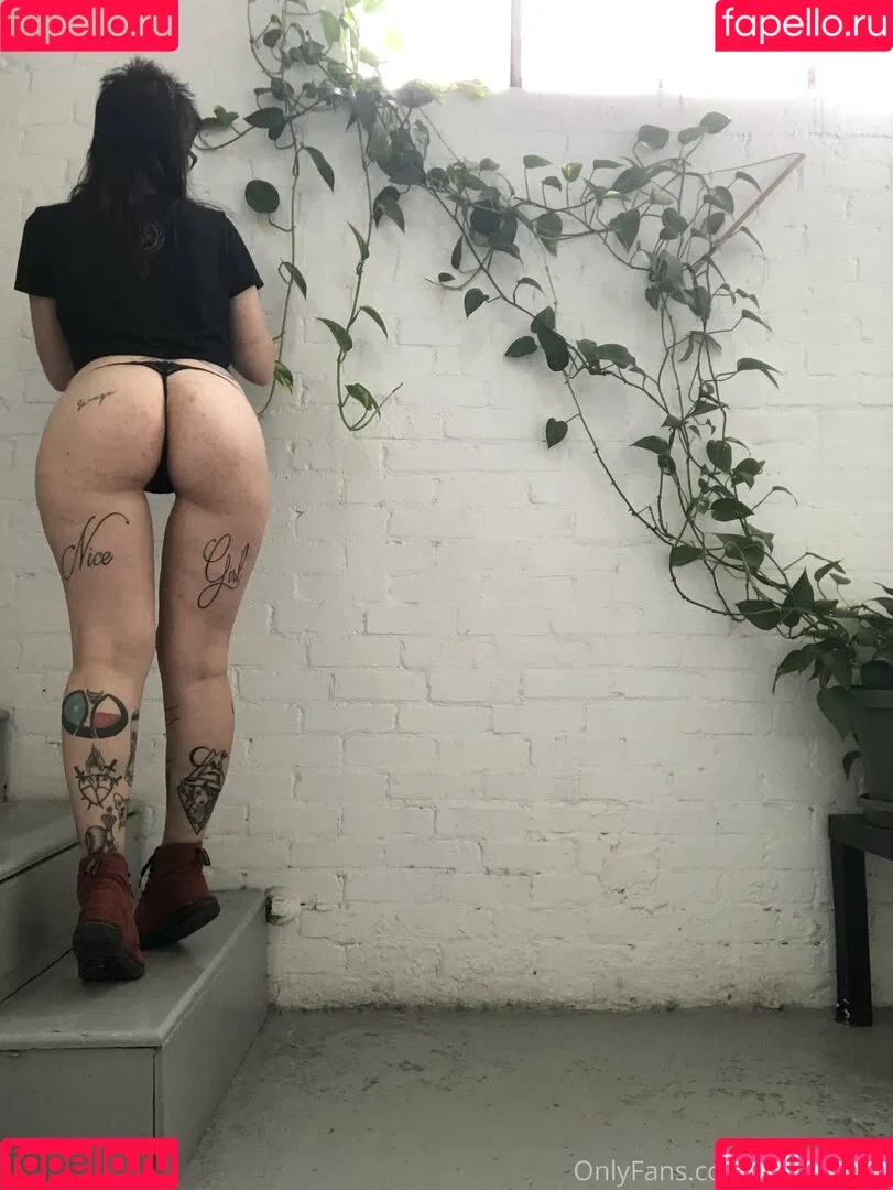 demongvrl Onlyfans Photo Gallery 