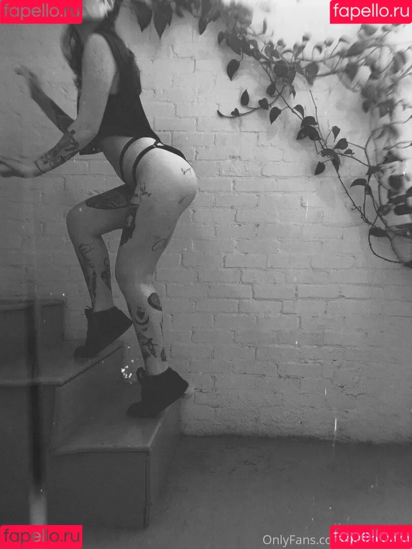 demongvrl Onlyfans Photo Gallery 