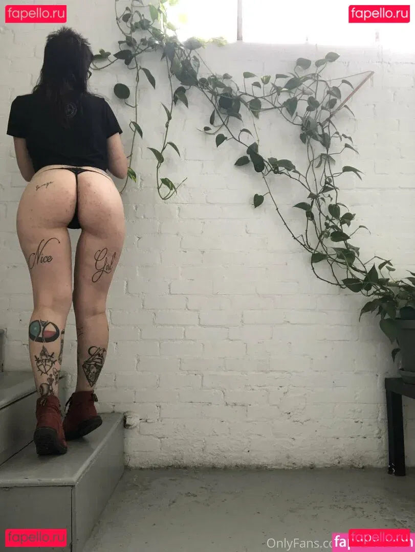 demongvrl Onlyfans Photo Gallery 