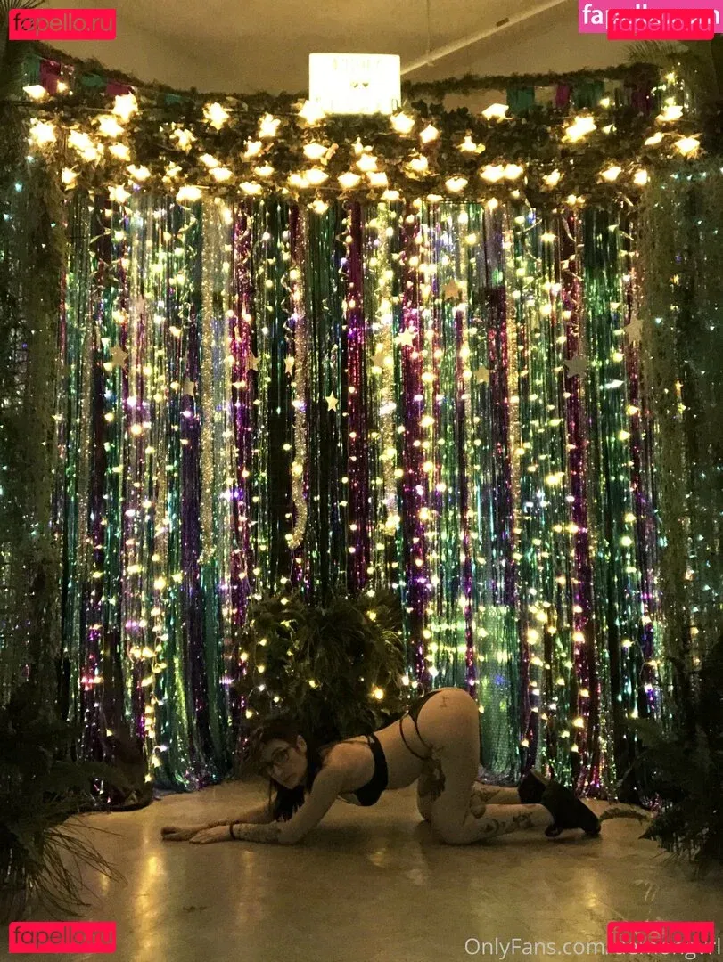 demongvrl Onlyfans Photo Gallery 