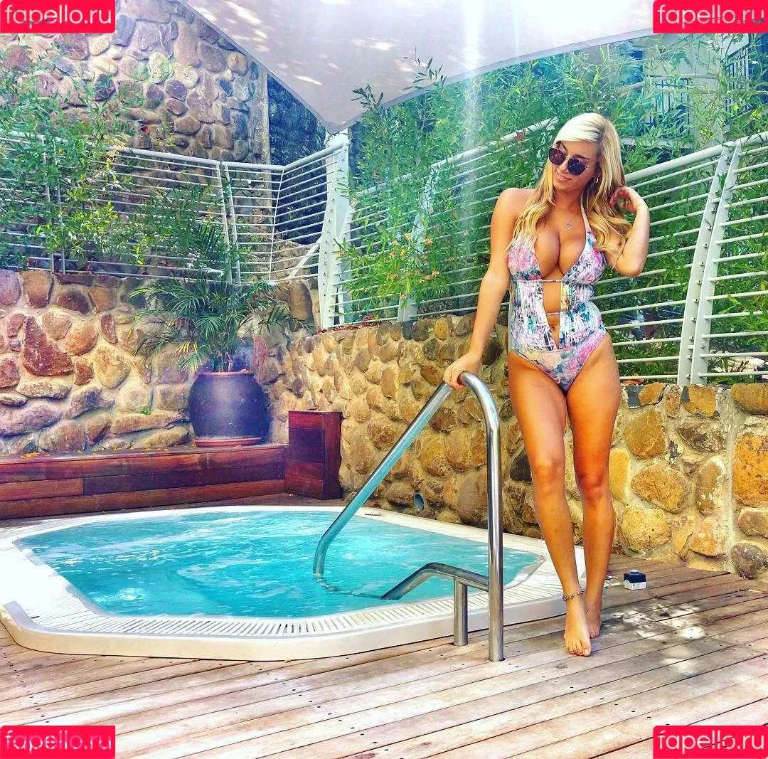 Hen Azulai Onlyfans Photo Gallery 