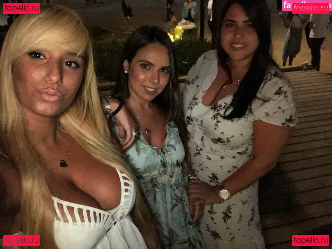 Hen Azulai Onlyfans Photo Gallery 