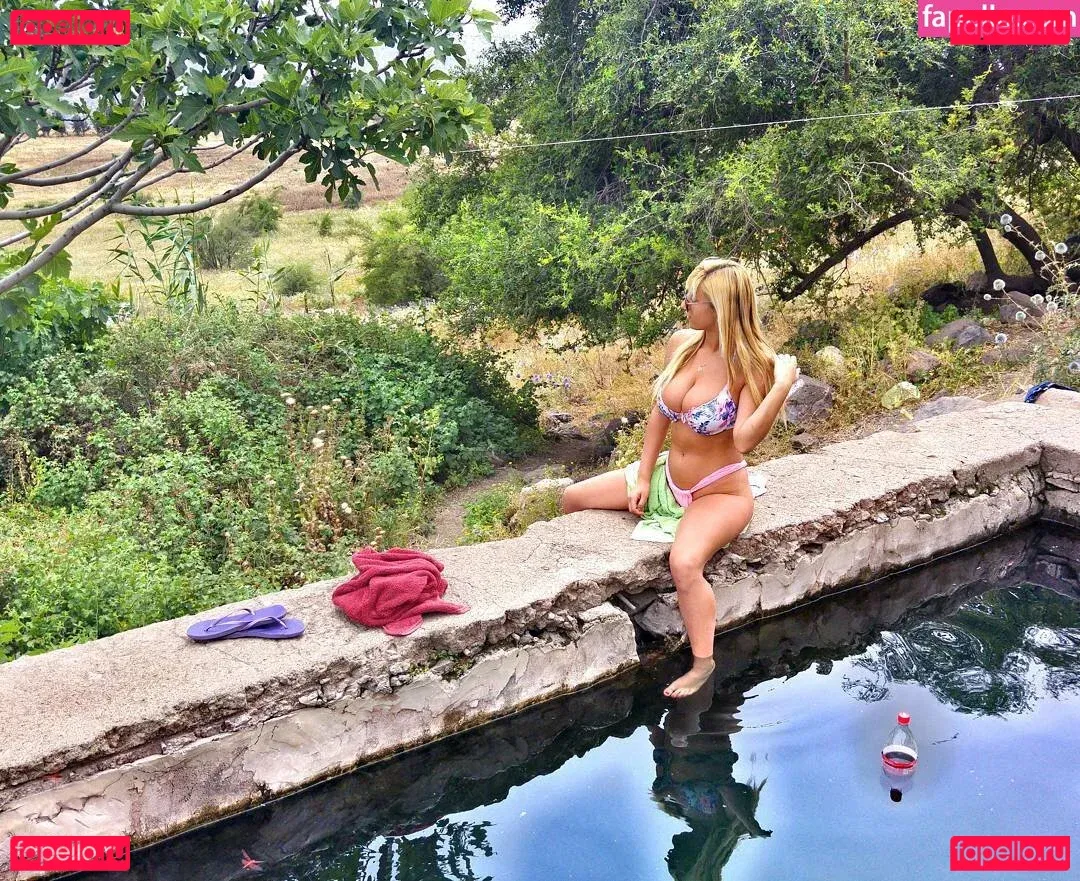 Hen Azulai Onlyfans Photo Gallery 