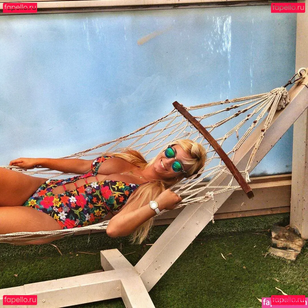 Hen Azulai Onlyfans Photo Gallery 