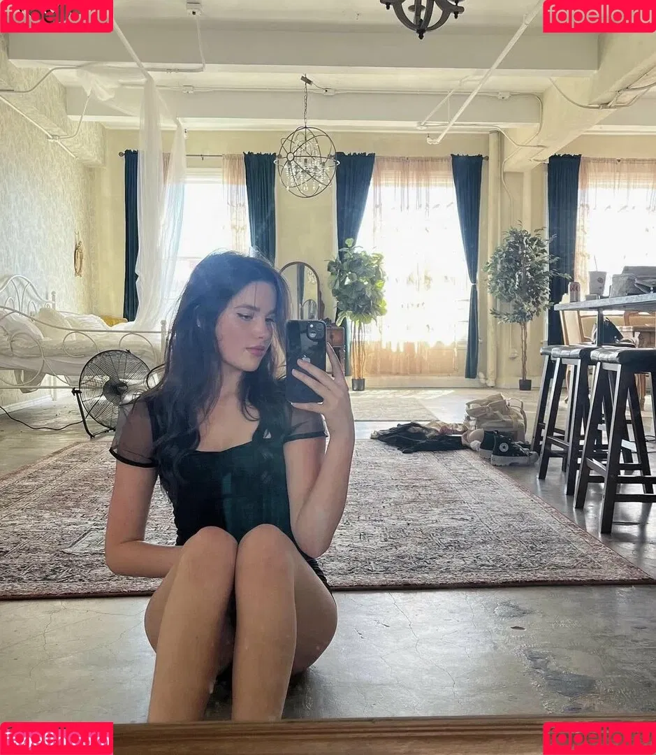 Jules LeBlanc Onlyfans Photo Gallery 