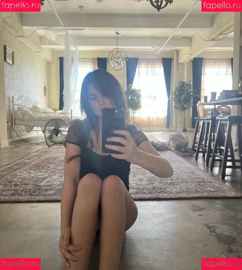 Jules LeBlanc Onlyfans Photo Gallery 