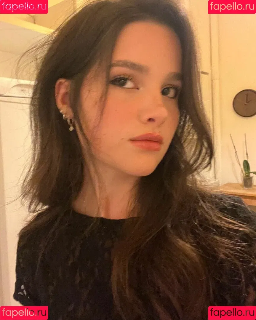 Jules LeBlanc Onlyfans Photo Gallery 
