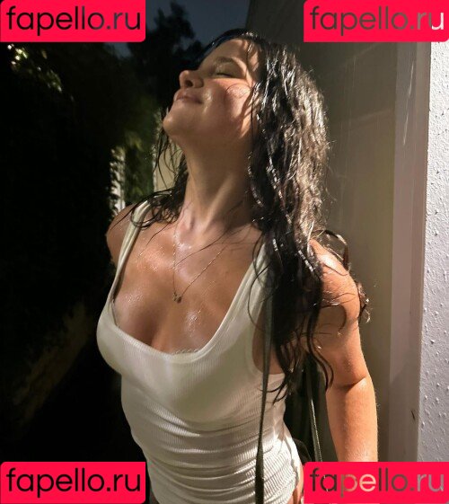 Jules LeBlanc Onlyfans Photo Gallery 