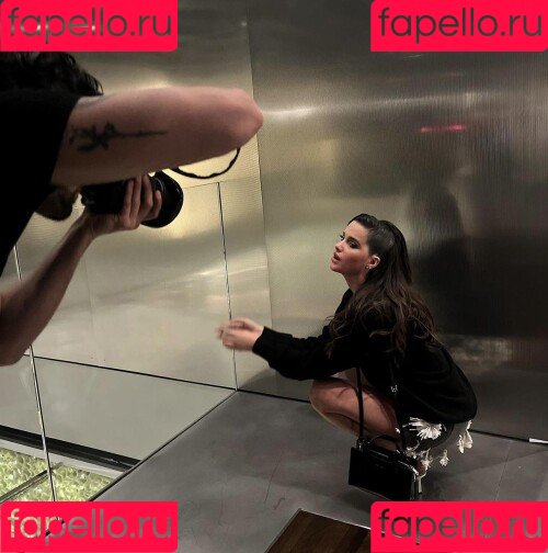 Jules LeBlanc Onlyfans Photo Gallery 