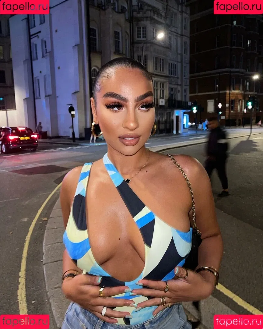 Andreea Onlyfans Photo Gallery 
