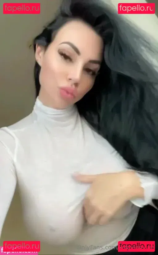 xolaylarosee Onlyfans Photo Gallery 