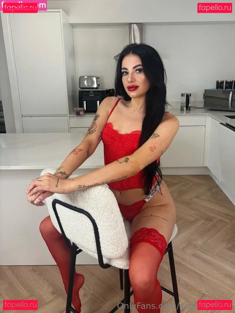 xolaylarosee Onlyfans Photo Gallery 