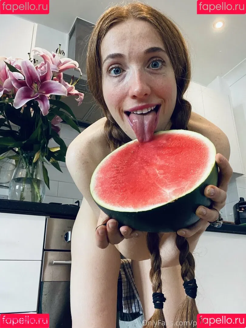 redbuns Onlyfans Photo Gallery 