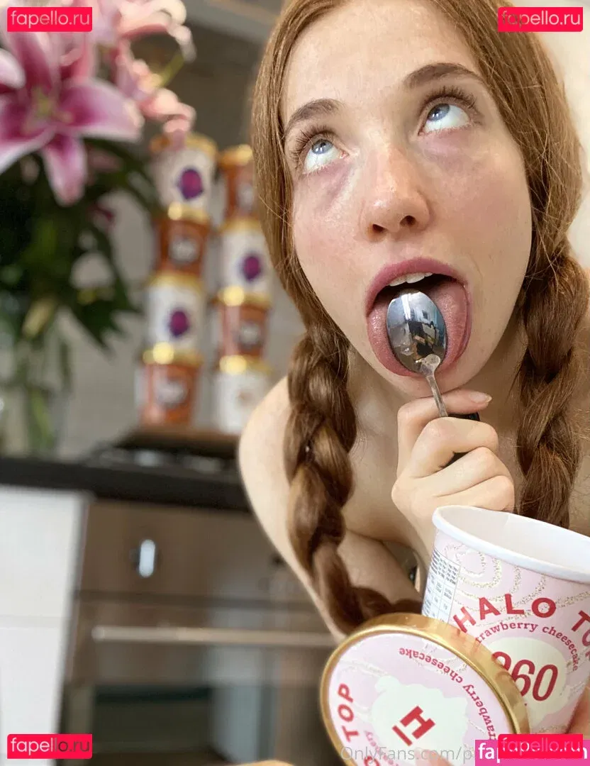 redbuns Onlyfans Photo Gallery 