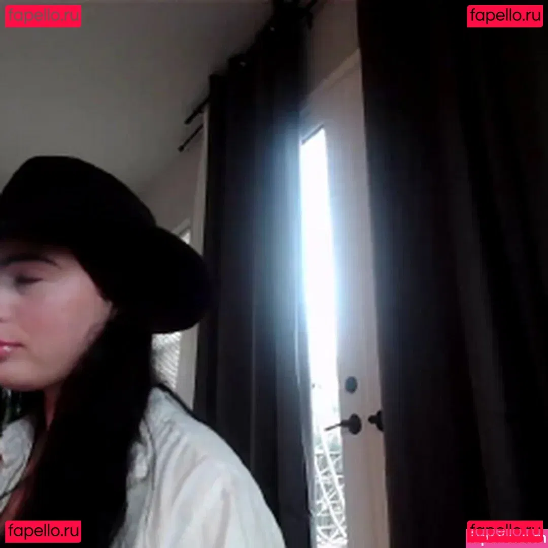 Madison Ginley Onlyfans Photo Gallery 