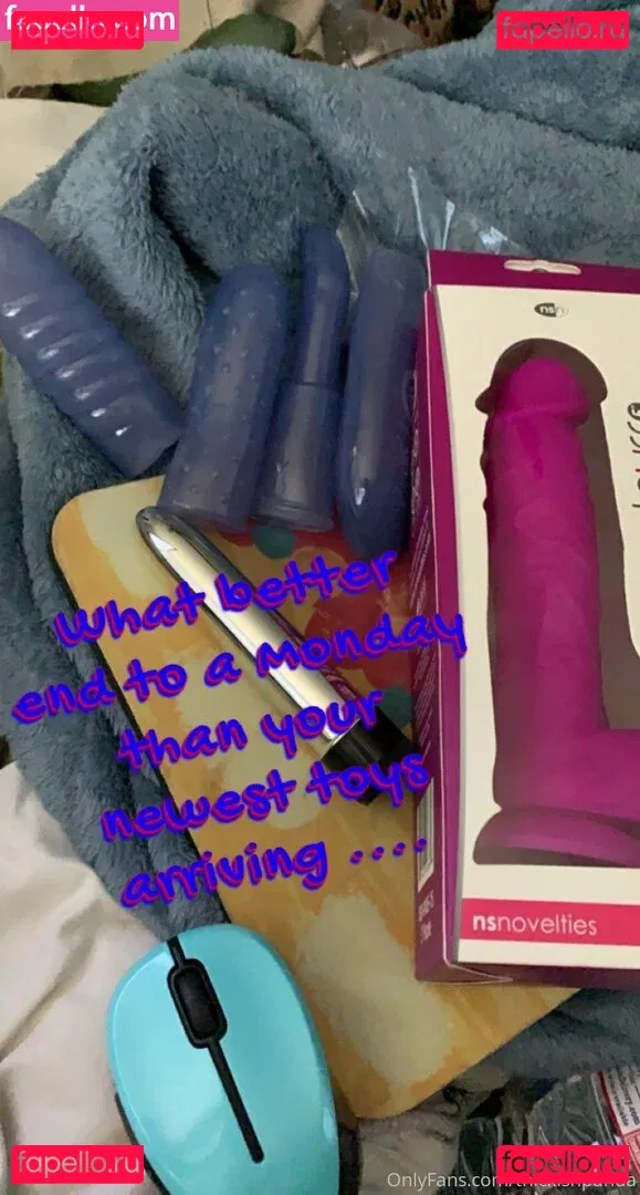 thickishpanda Onlyfans Photo Gallery 