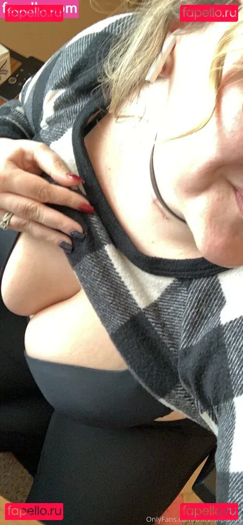 thickishpanda Onlyfans Photo Gallery 