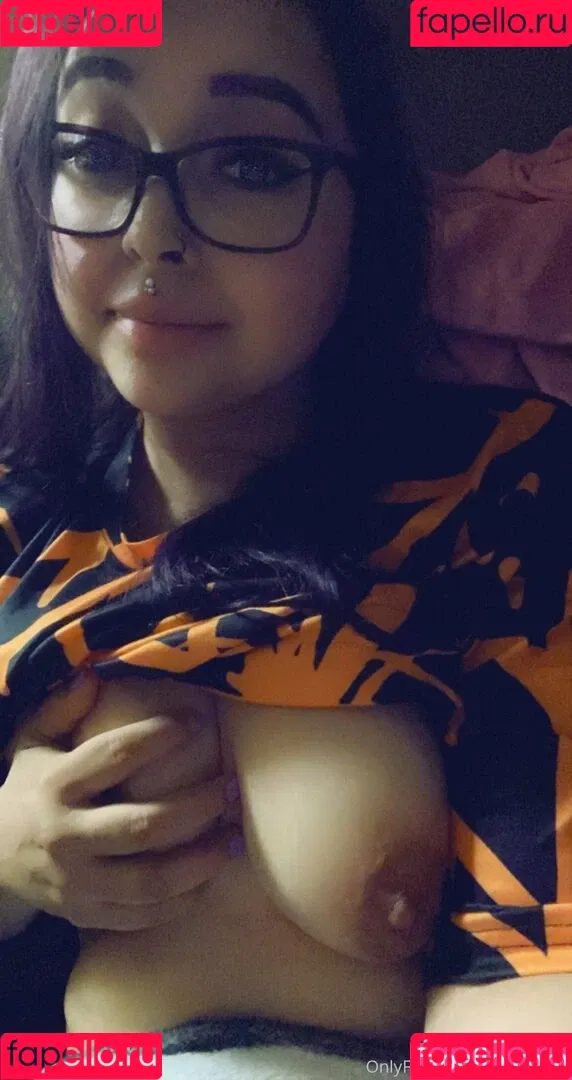 korinam18 Onlyfans Photo Gallery 